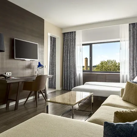 Hotel Marriott 4*